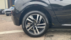 Peugeot 208 1.2 PureTech 100 Active Premium + 5dr Petrol Hatchback